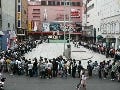 10年目の幸福な再会 - 『ヱヴァンゲリヲン新劇場版』初日新宿には朝から千人超