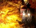 京の夕闇に光り輝く紅葉列車 - 嵯峨野観光鉄道が沿線の約4割をライトアップ