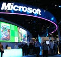Microsoftの1-3月期、IPOから23年で初の減収