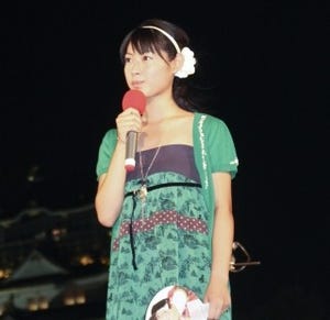 瀧本美織、大阪城で『てっぱん』をPR - 「てっぱんでてっぺん目指します!」