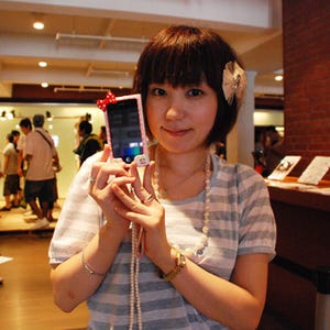 世界にひとつだけのケースが集合! 横浜赤レンガ倉庫で『iPhoneケース展』