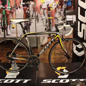 日本人の体型を考慮したロードバイク新商品も、SCOTTが2011年度モデル発表