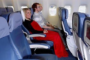 デルタ航空、すべての長距離国際線にプレミアムエコノミー座席を導入