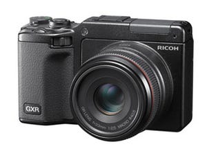 リコー、デジタルカメラ「GXR」「GR DIGITAL III」機能拡張ファームウェア