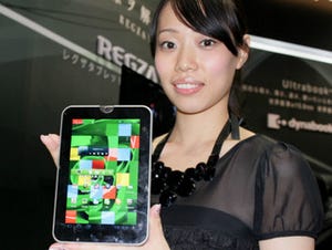 CEATEC JAPAN 2011 - 東芝がAndroid 3.2搭載タブレット「REGZA Tablet」を展示