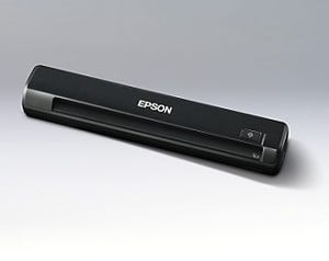 エプソン、クラウド連携にも対応したバー型の小型軽量A4モバイルスキャナ