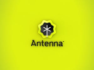 国内約50メディアからのニュースをSNSで共有できるiPhoneアプリ「Antenna」