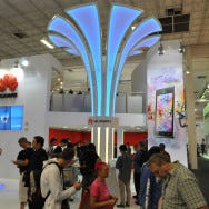 IFA 2012 - Huaweiが欧州向けスマホなど最新機種を展示、認知度向上を狙う