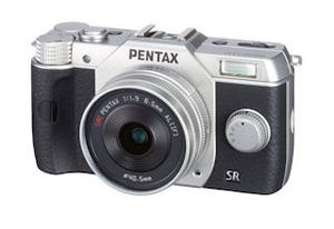 ペンタックス、超小型ミラーレス一眼「PENTAX Q10」を26日に発売