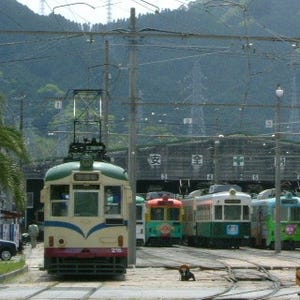 高知県の土佐電気鉄道、「外国電車」を土日祝日限定で定期運行