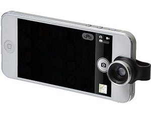 サンコー、iPhoneに装着して広角撮影できるクリップ式レンズアタッチメント