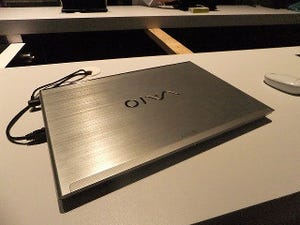 CES 2013 - ソニー、Ultrabook「VAIO T」の新モデルなど公開