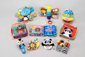 乳幼児発達学による知育玩具「Lamaze」を日本で展開! - タカラトミー