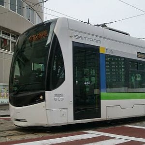 富山県の富山地方鉄道、サントラム新車「T102号」導入 - 先行乗車会も実施