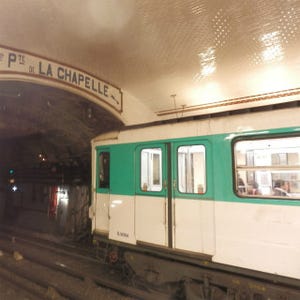 鉄道、世界の旅 - パリの地下鉄「メトロ」は駅名にも歴史が詰まっている