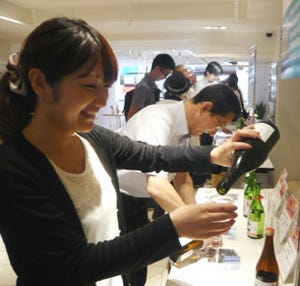 東京都銀座で、広島など6県のふるさとショップを呑み歩く「夏の酒まつり」