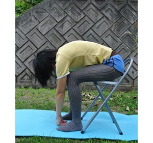 椅子があればどこでもできる腰痛改善ストレッチ - 1日1分からの筋トレ
