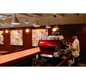 東京都中野でアートとコーヒーを!　村上隆が仕掛けるカフェバー誕生