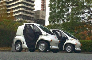 観光ガイドは戦国武将!?　福岡市博物館で観光用小型電気自動車レンタル