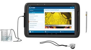 Intel、新しい教育向け10" Androidタブレット公開 - 12時間の長時間駆動