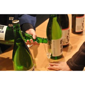 東京都・錦糸町で日本酒の飲み歩きイベント「しぼりたて祭り」開催