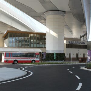 阪急電鉄西山天王山駅開業と同時に開設、地域間バス新路線「90系統」が好評