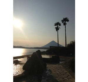 「行ってよかった日帰り温泉&スパ2014」- 1位の温泉からは薩摩富士が!