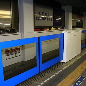 東武鉄道初のホームドア - 野田線船橋駅の可動式ホーム柵3/22から使用開始