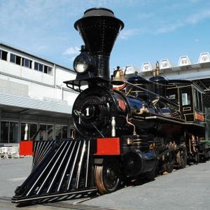 京都府の梅小路蒸気機関車館、「義経」号移設を受けて歓迎セレモニーを開催