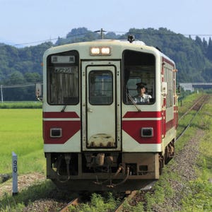 秋田内陸縦貫鉄道が「みんなで車両クリーンナップ、車内も美人に」を実施!