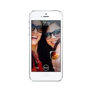 Facebook、「Snapchat」に対抗したメッセージアプリ「Slingshot」発表