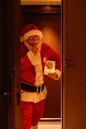 ニューオータニ、"サンタクロースが部屋にやってくる"宿泊プランを販売