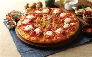 ピザーラ、「マスカルポーネの贅沢10種ピザ」など春期限定ピザ5種を発売