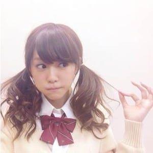 桐谷美玲の制服ツインテール写真に反響「女子高生より似合う」「25は嘘?」