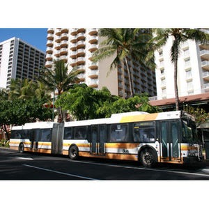 ハワイ・ホノルルで便利な交通手段、ザ・バスとタクシーの活用術