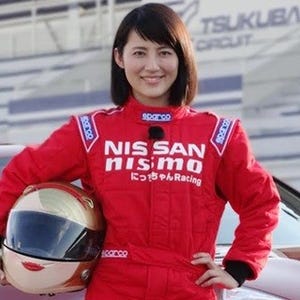 福田彩乃がレーサーデビュー! 真っ赤なレーシングスーツで自己ベスト更新