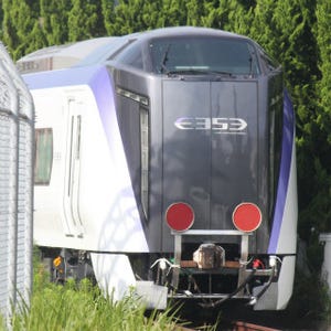 JR東日本E353系量産先行車、中央本線特急用の新型車両ついに登場! 写真18枚