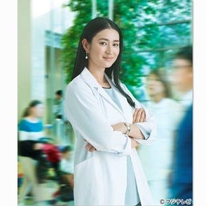 小雪、2年3カ月ぶりにドラマ出演 - セクシー美人女医役で長瀬智也らと共演