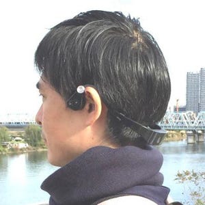 耳をふさがないヘッドホン「CODEO」 - 骨伝導&Bluetooth