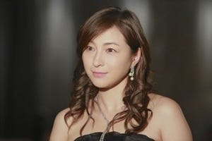 広末涼子、艶やかドレスでホステス役 - 田村正和に「めちゃめちゃにして」