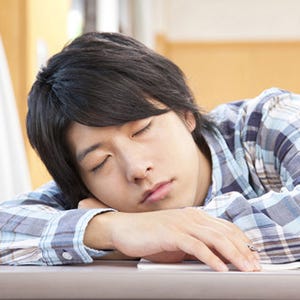 寝不足や寝すぎが脳卒中のリスクを高める可能性を最新の研究が示唆