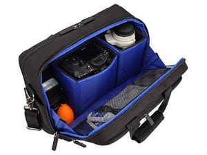 ハクバ、ビジネスバッグとしても使えるショルダーカメラバッグ