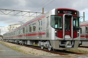 西鉄9000形、天神大牟田線の新型車両3/20デビュー! 試乗会を開催、記念品も