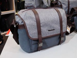 CP+2017 - 気になったカメラバッグたち、普段使いできるカジュアルなバッグが勢ぞろい