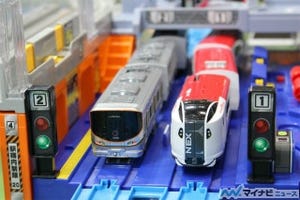 東京おもちゃショー2017 - 323系プラレールも! "駅長"になれる新商品を展示