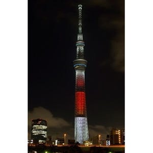 東京スカイツリーがJALカラーに--空の日に「TOKYO SKY WORLD」開催