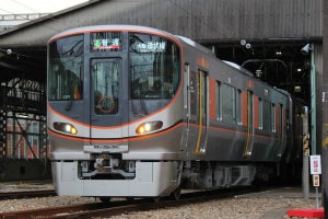 JR西日本323系がクリスマス仕様に - 大阪環状線・JRゆめ咲線運行