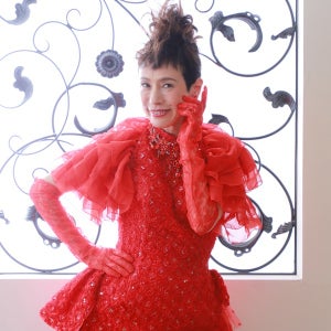 久本雅美、憧れの赤いドレスに初挑戦「もう、うれしいです!」
