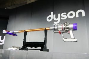 ダイソン「これは掃除機の未来だ」 - コードレススティッククリーナー「V10」の実力