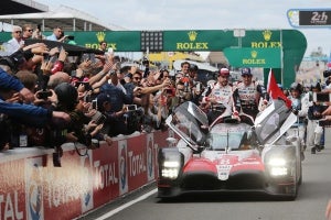 ル・マン24時間レースでトヨタが悲願の初優勝を達成!--写真22枚